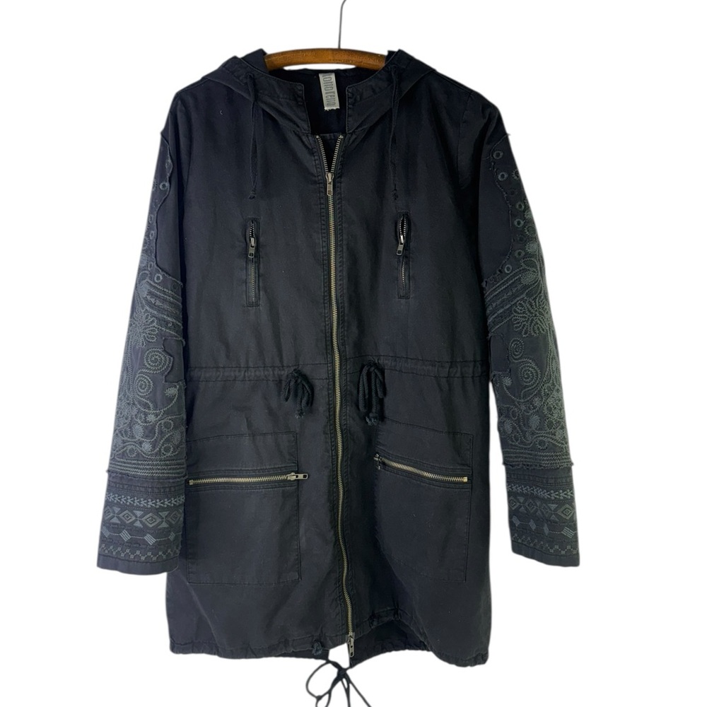 Monoreno Black Embroidered Anorak Utility Jacket size Large